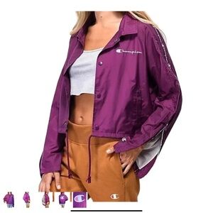 Champion Cropped Zipper Tape Coach Jacket in Purple Size XL